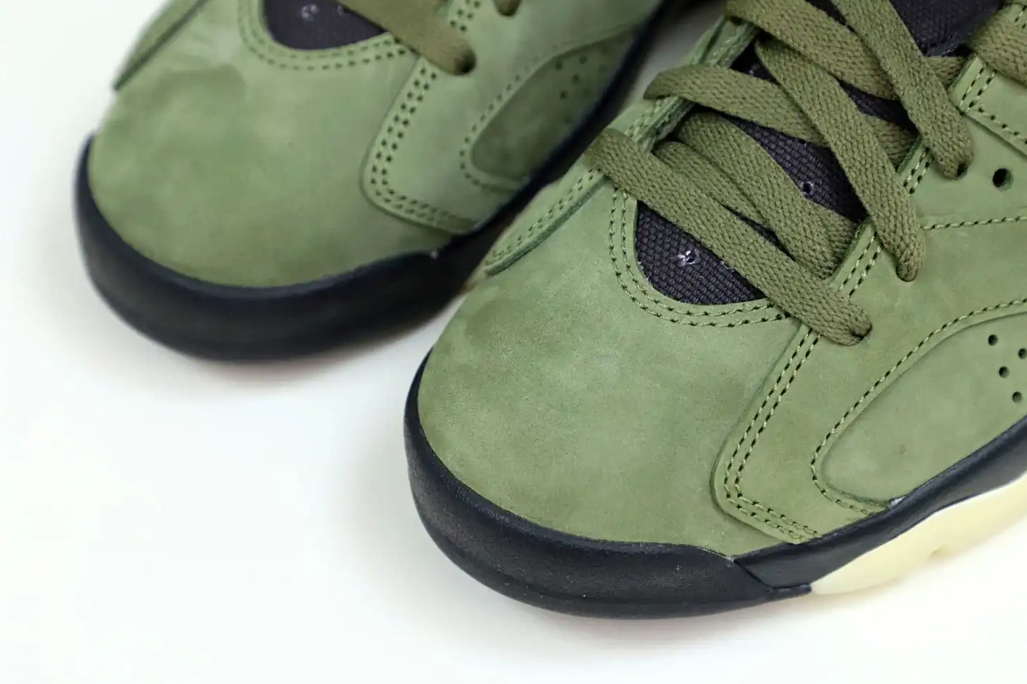 X RETRO JORDAN 6 Kimikick 'OLIVE' SCOTT TRAVIS AIR 0814